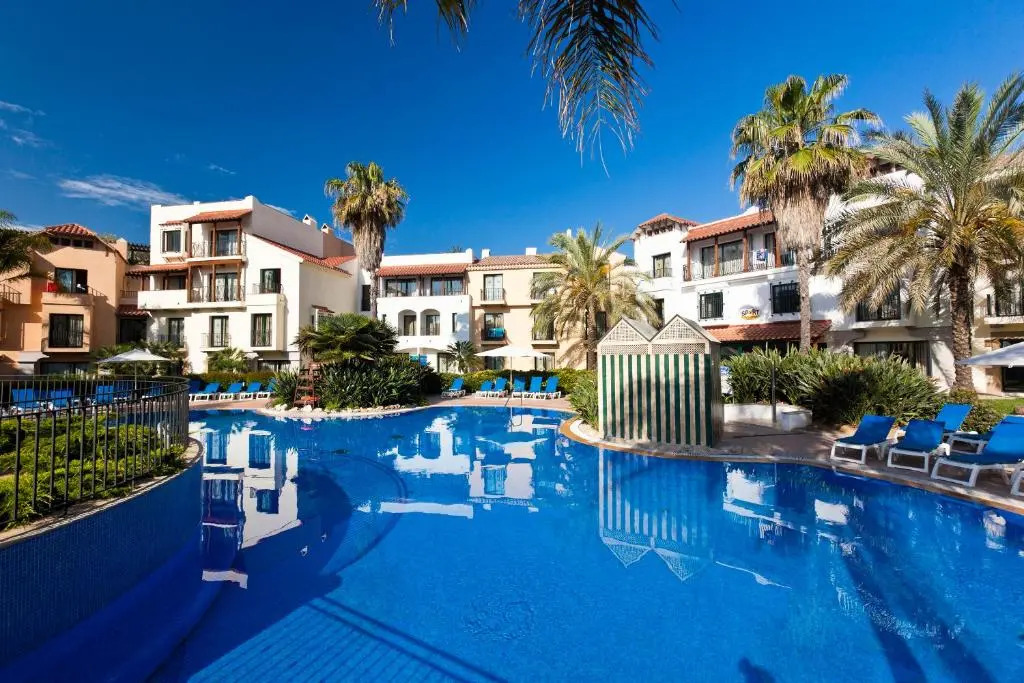 PortAventura Hotel Roulette - Includes unlimited access to PortAventura Park & 1 access to Ferrari Land