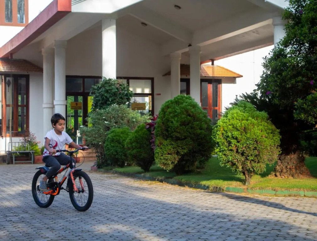 Amritara Ambatty Greens Resort
