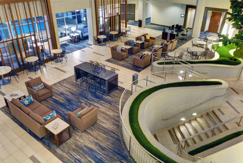 Embassy Suites Chicago - Downtown River North