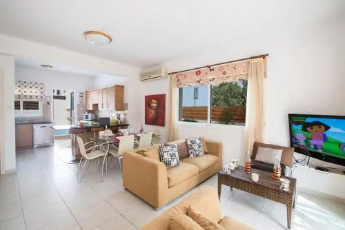 The Ultimate 5 Star Holiday Villa in Paralimni with Private Pool And Close To the Beach, Paralimni Villa 1308