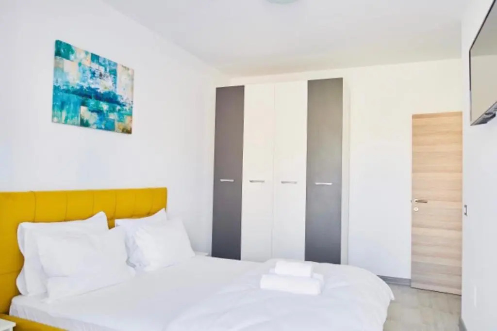 Aqua Vista 1BR Apartment Spa Pool ALEZZI Beach resort