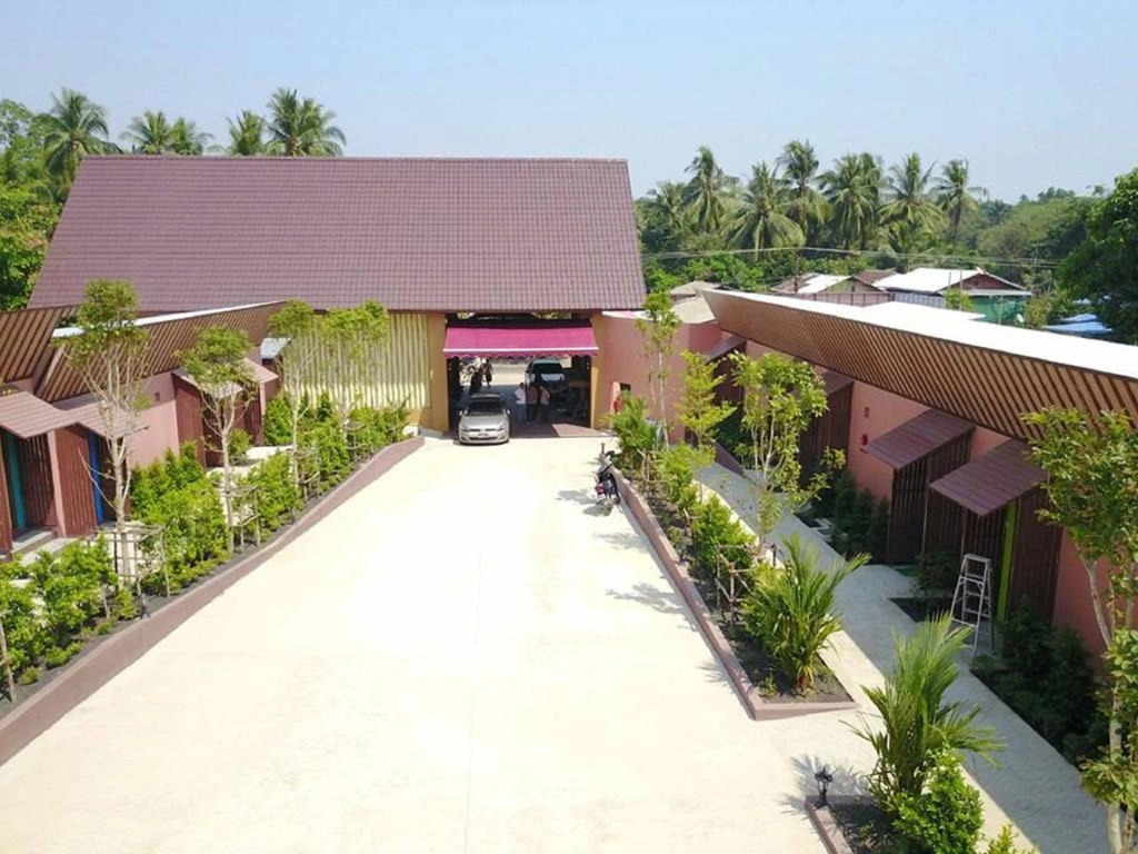 Myint Mo hotel