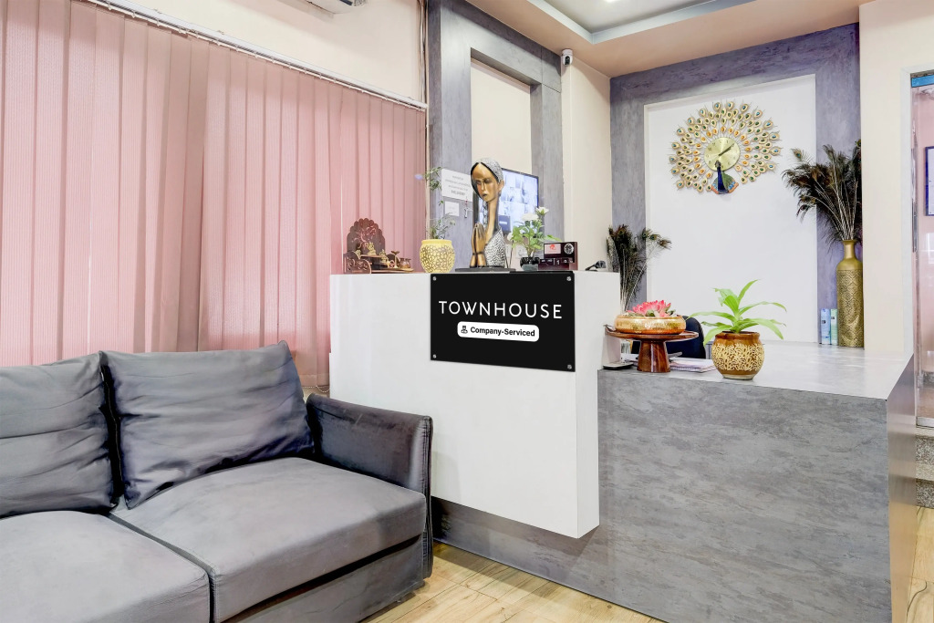 OYO Premium Beltola Tiniali