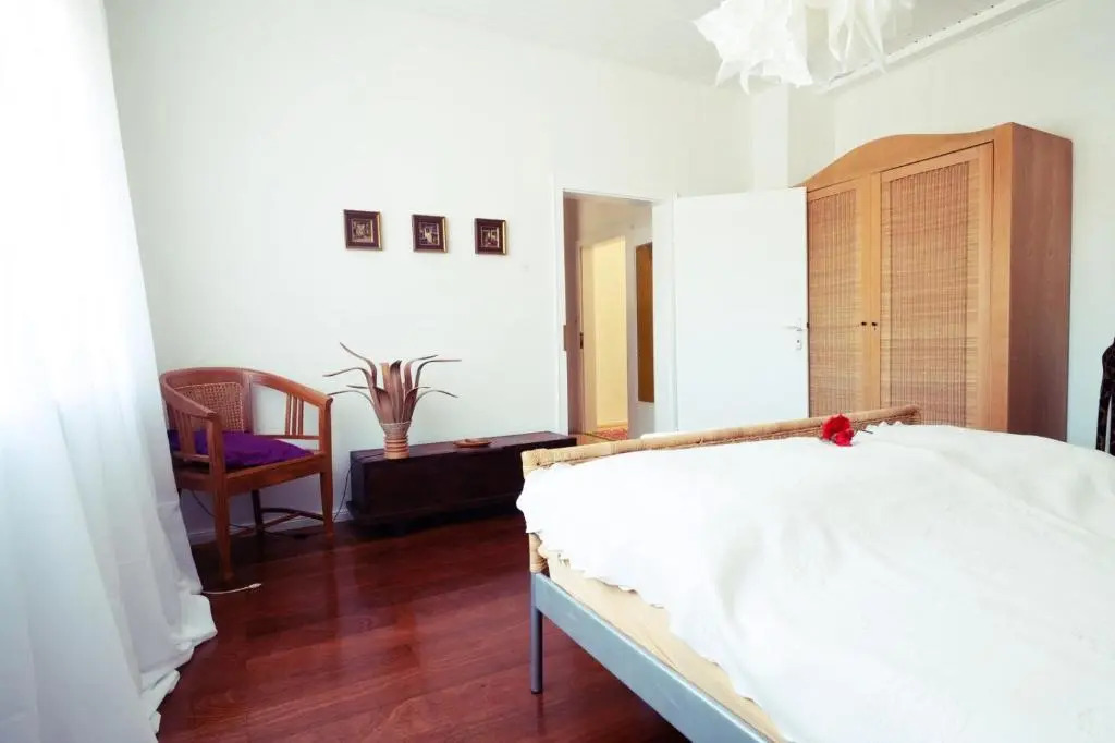 Tektona "Bed & Breakfast"