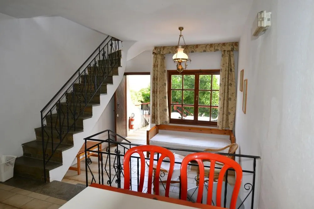 Kipos Hotel