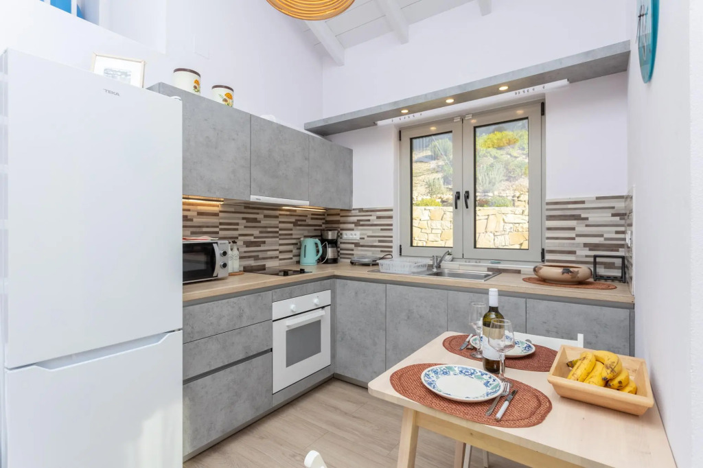 Villa Alexandros Swimming Pool Walk to Beach A C Wifi - 3454