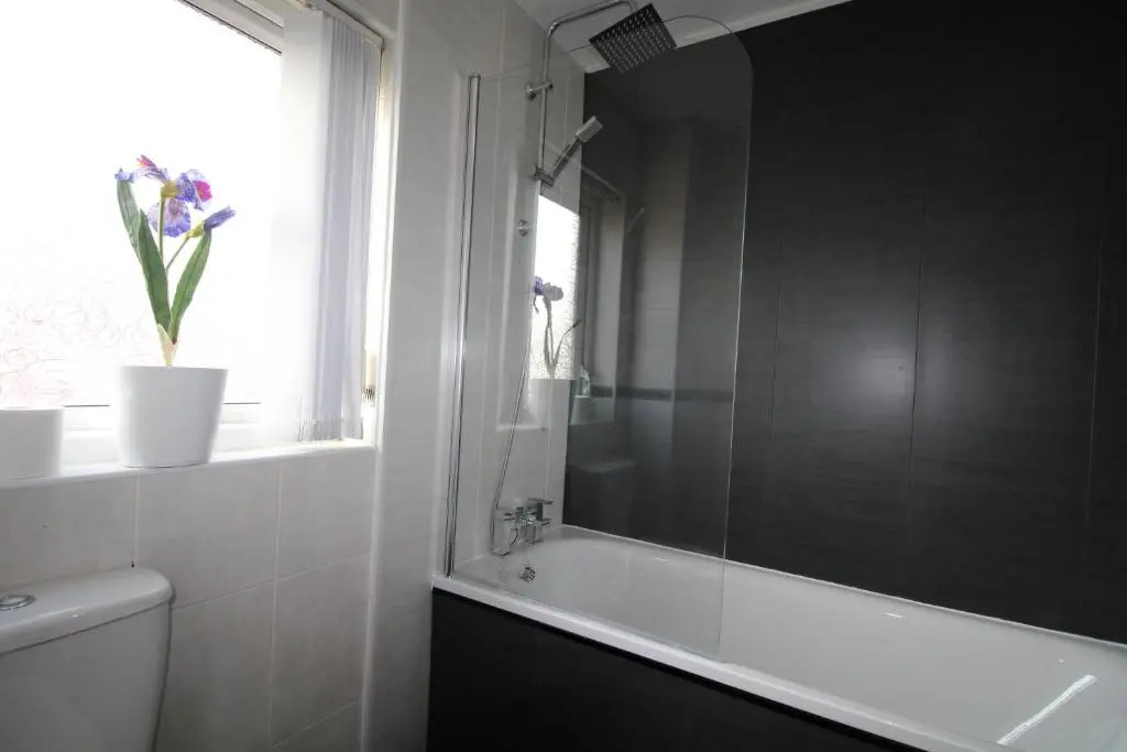 Anjore House - Modern Serviced Apartment in Belfast
