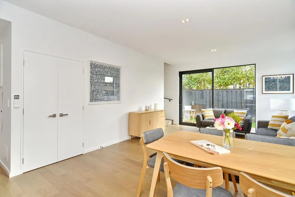 Salisbury Style-ChristchurchHolidayHomes