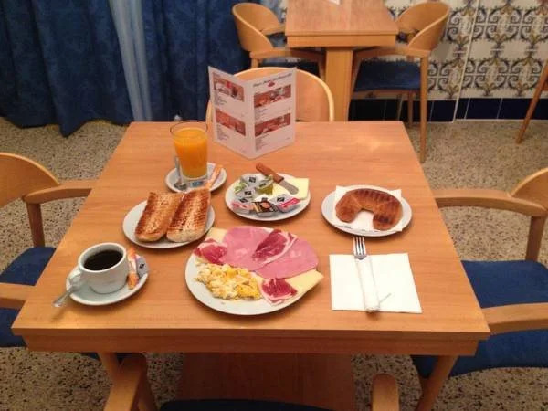 Hostal RR Feria by Beleret