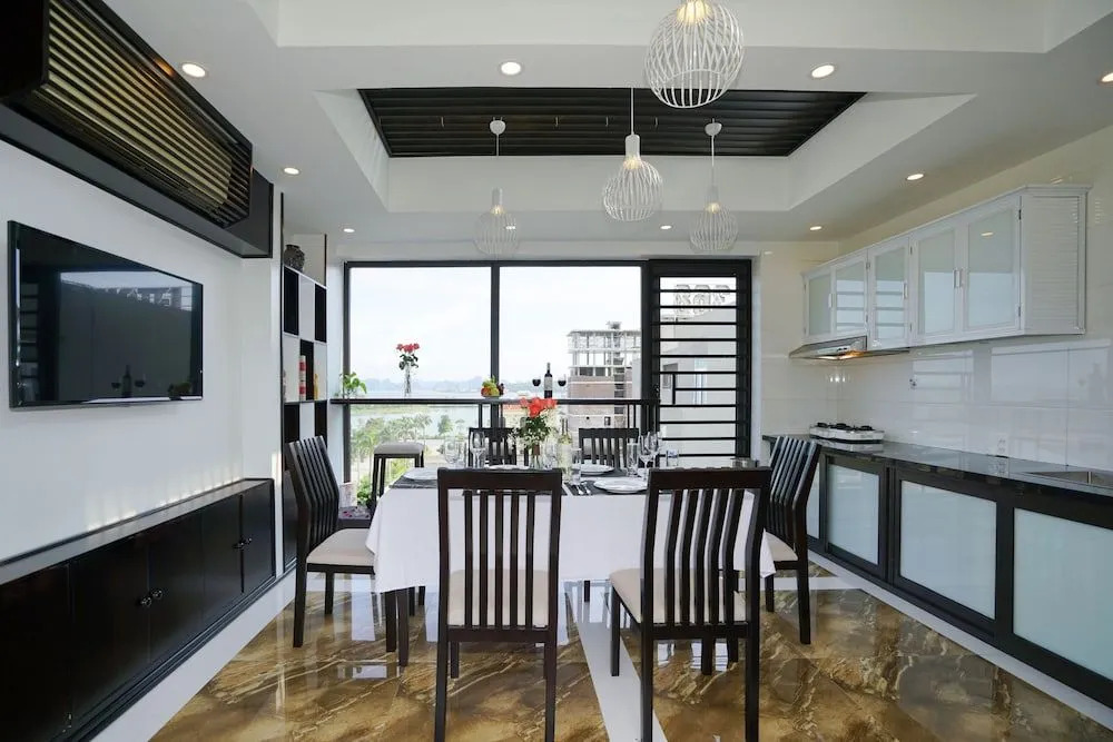 Merit Halong Hotel