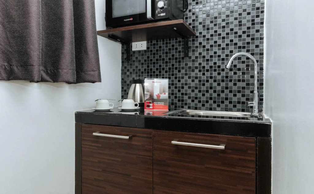 OYO 860 Premium Nest Nano Makati Suites (Vaccinated Staff)