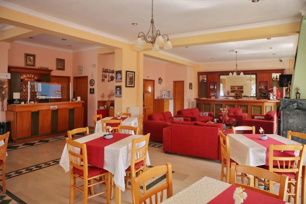 Brati Beach Hotel