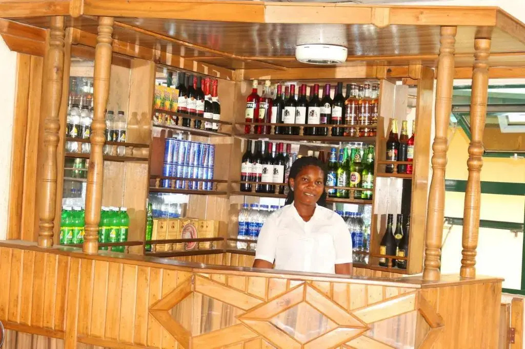 Green Park Hotel and Suites