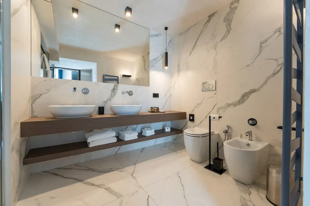 Agra Suites