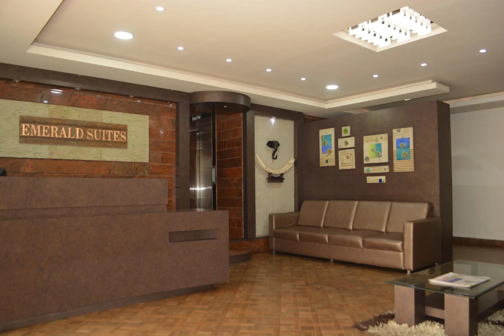 Emerald Suites By Kallate