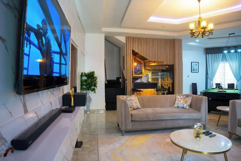 Uphoria Apartments