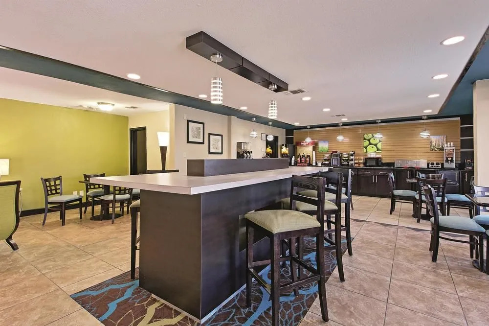 Comfort Inn Dallas Park Central