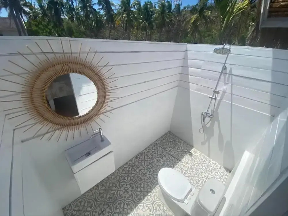 Love Coconut Bungalow