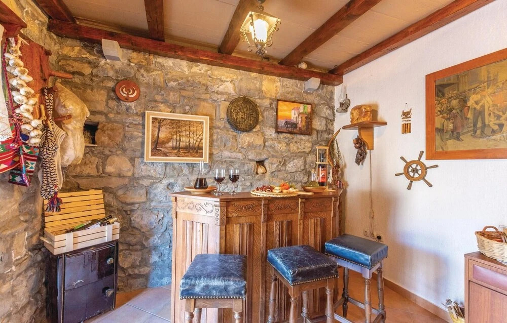 Awesome Home in Gata Zvecanje With Wifi, Outdoor Swimming Pool and 3 Bedrooms