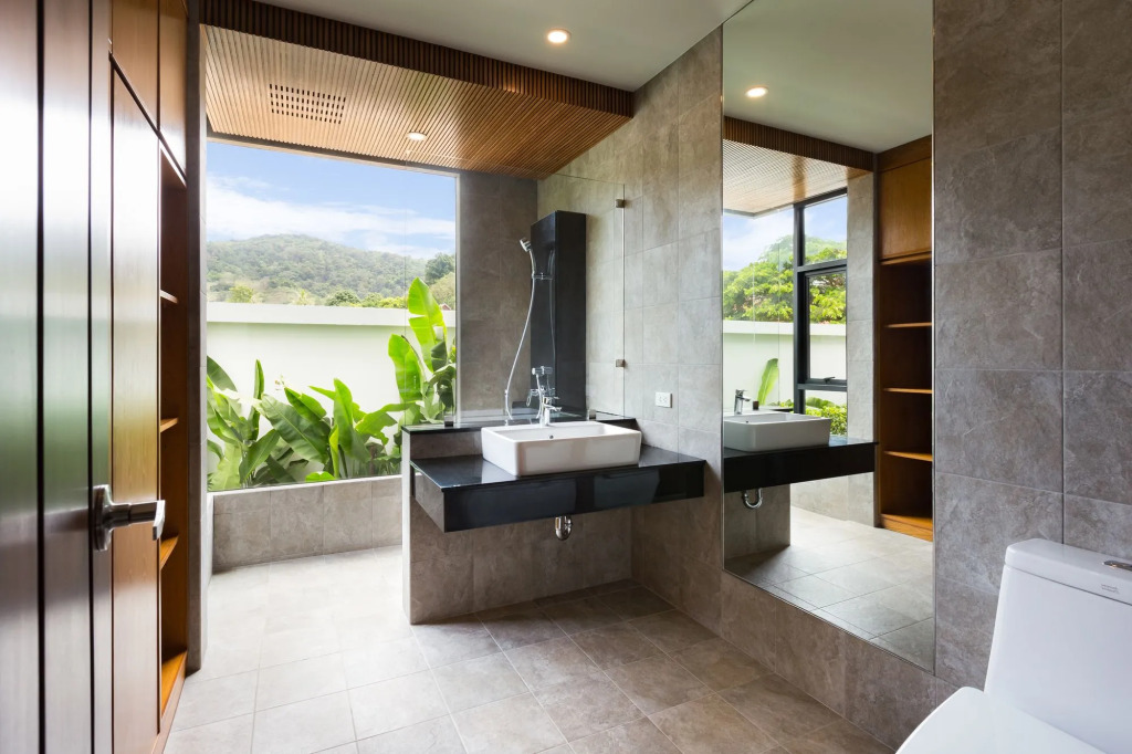 VILLA TOBA Pool Baan Bua Estate Naiharn beach