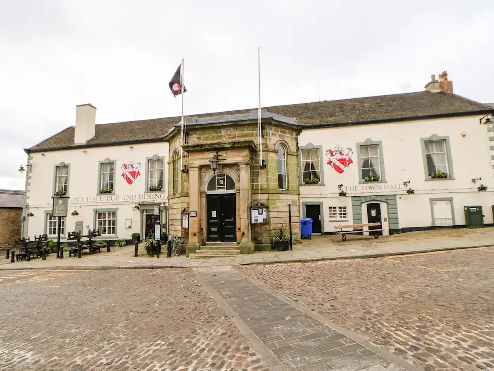 3 Kings Mews