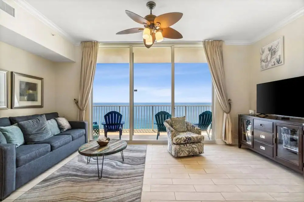 Snowbirds Land on the 29th Floor for the Winter