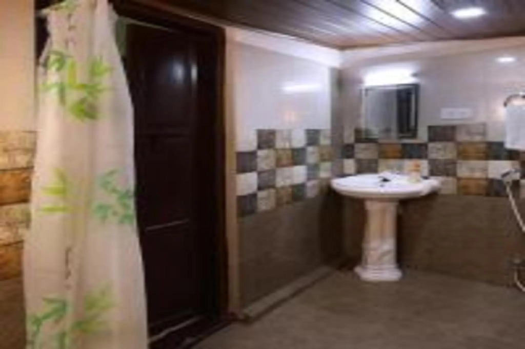 Arogya lake resort