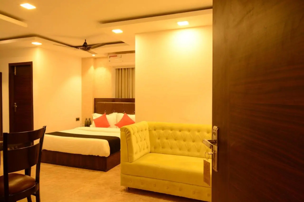 Hotel O Grand Lotus Inn