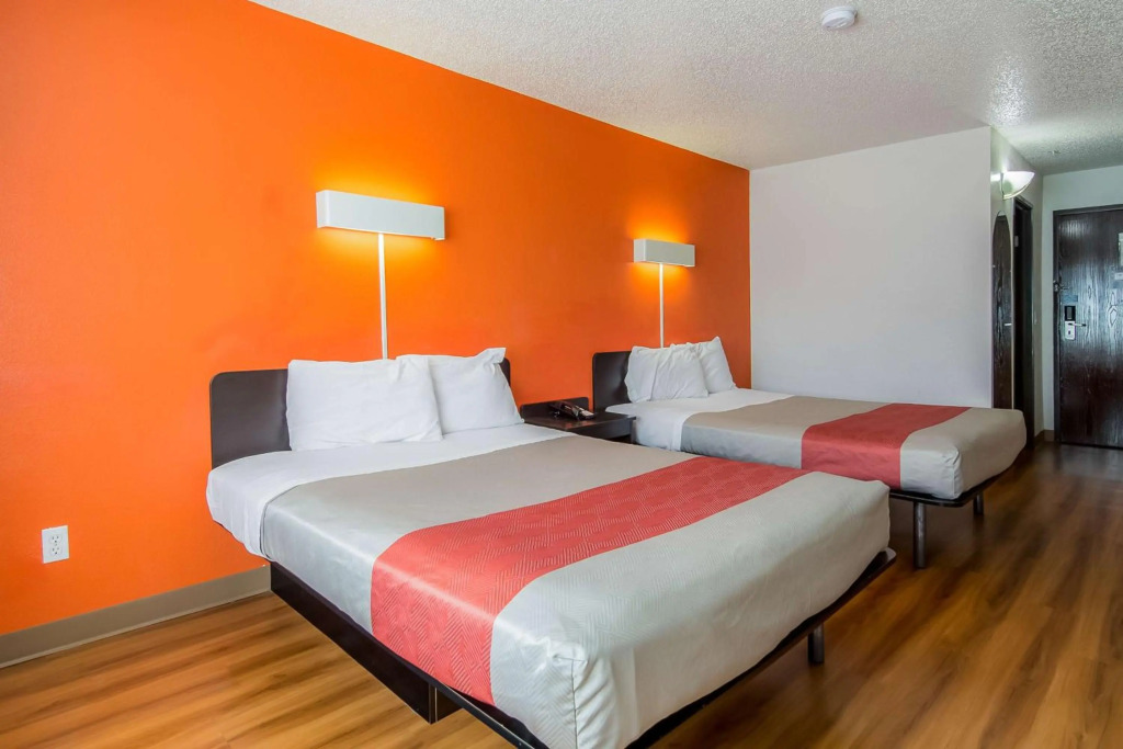 Motel 6-Dallas, TX - North - Richardson