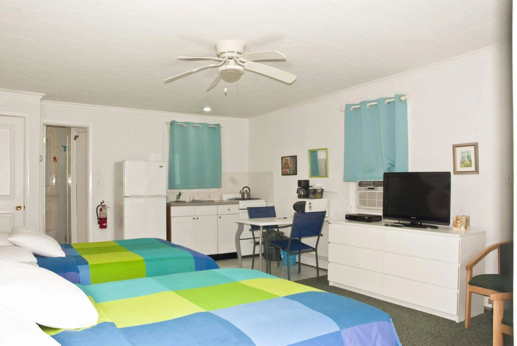 The Easterner Motel