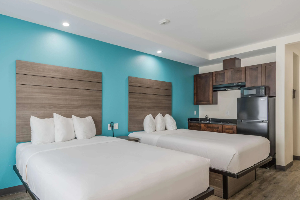Red Lion Inn & Suites Katy