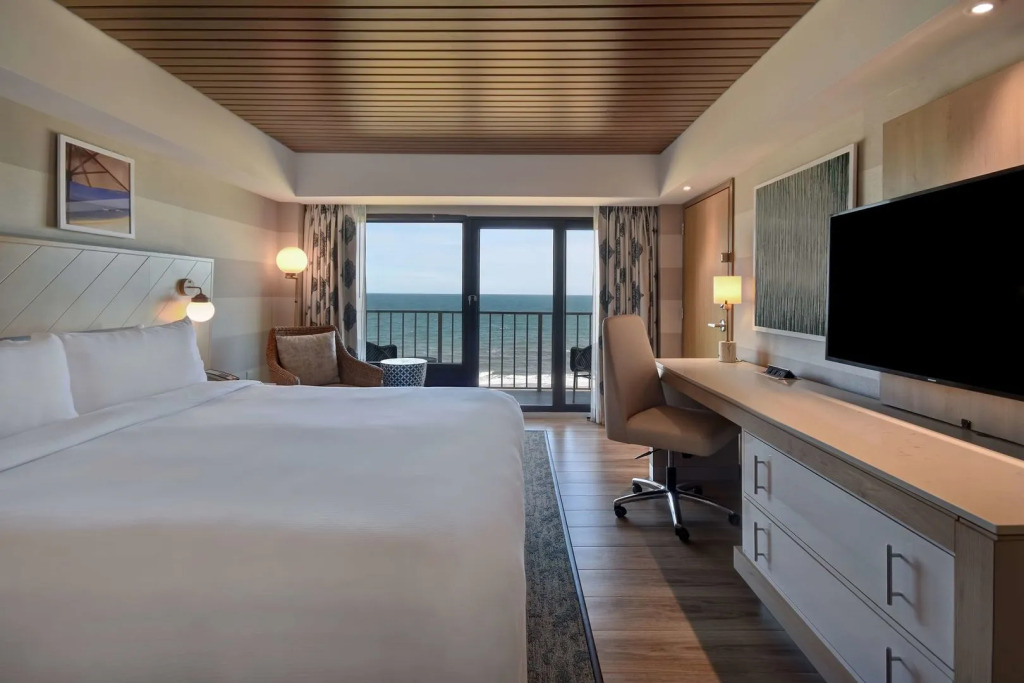 DoubleTree by Hilton Virginia Beach