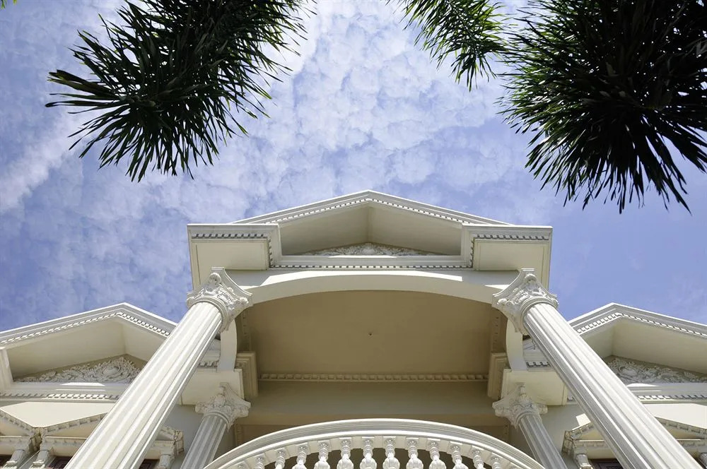 The Villa Paradiso Ltd.