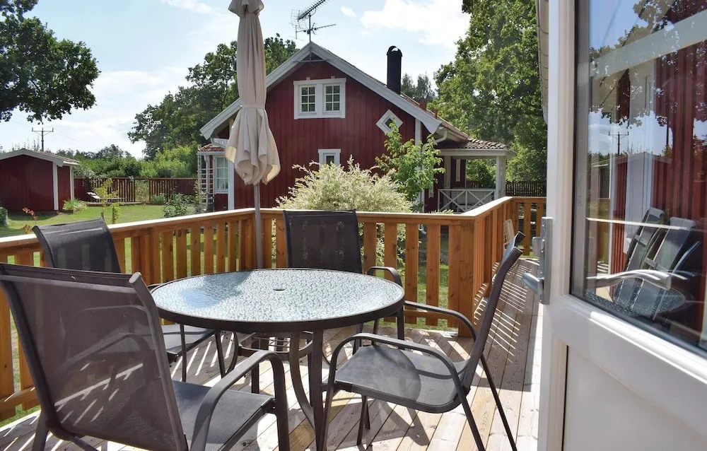 1 Bedroom Awesome Home In Löttorp