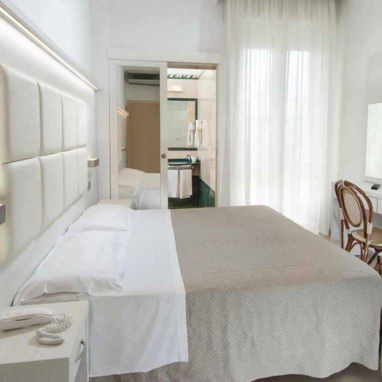 Hotel Prestige