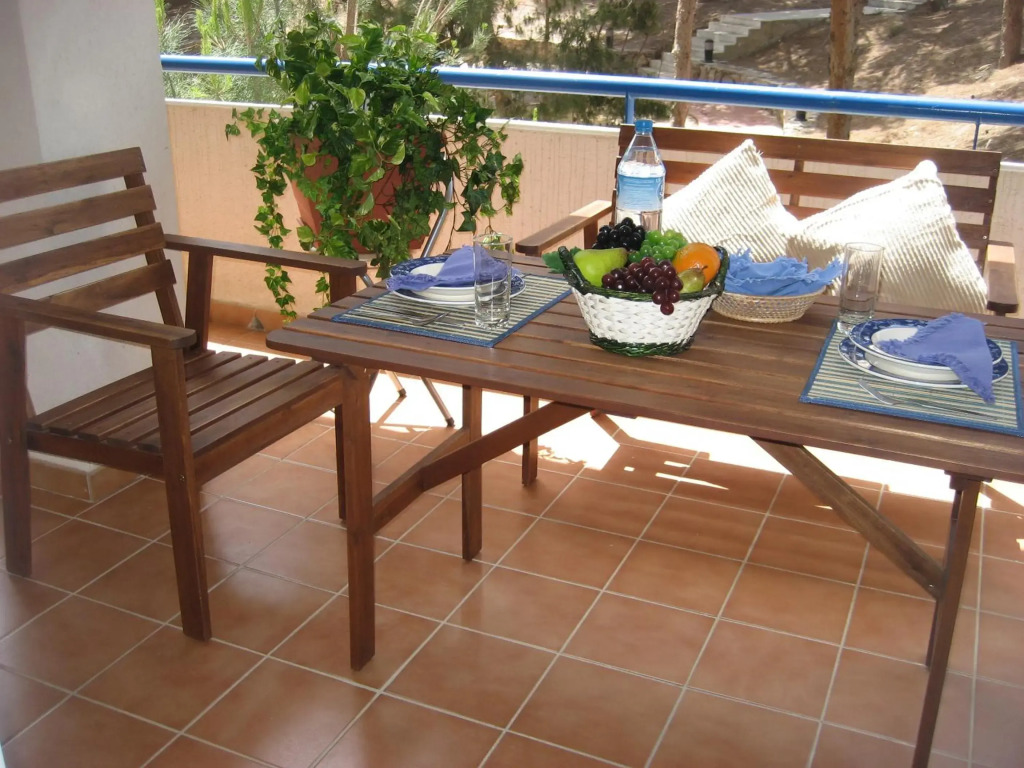 Vivienda en residencial con piscina