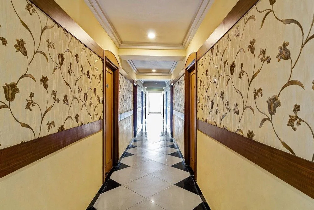 Capital O 49411 Hotel Anmol Continental