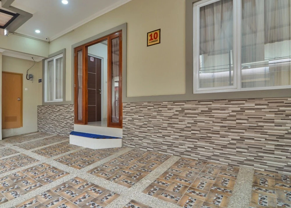 ZEN Rooms Near Stasiun Sudirman