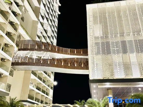 The Sóng Apartment Vũng Tàu - Căn Hộ Sát Biển,Hồ bơi Miễn Phí- ViViHome