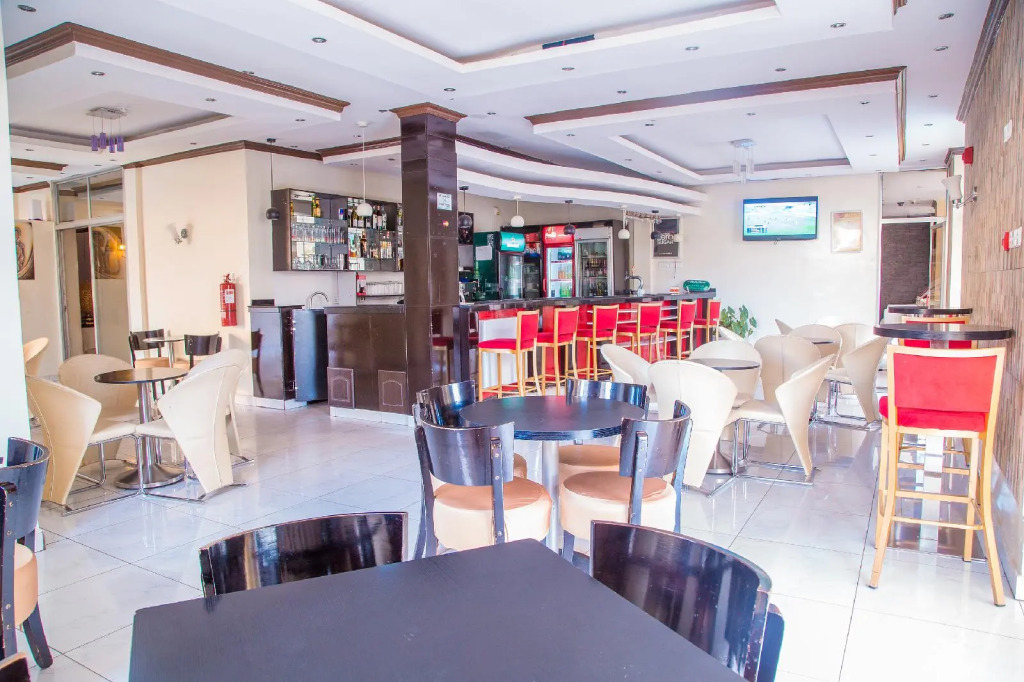Hotel Karisimbi