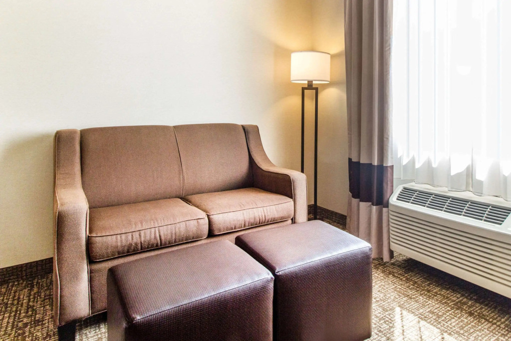 Quality Suites Corbin North