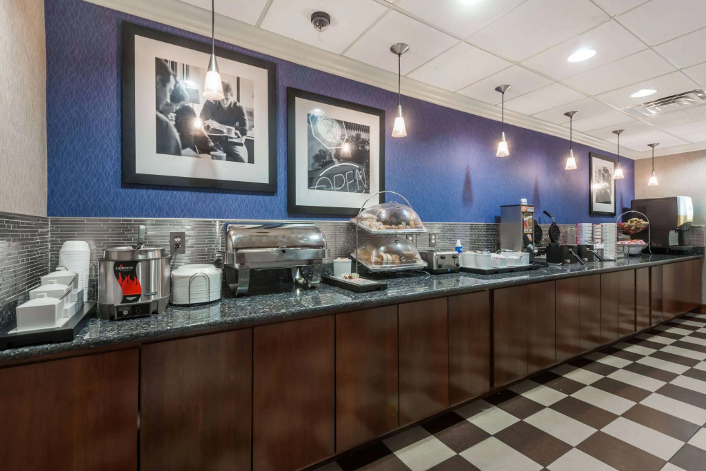 Wingate by Wyndham Springfield