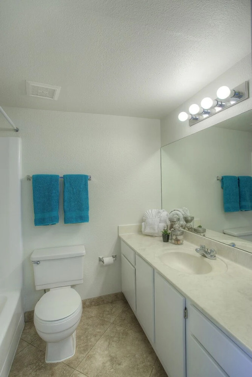 247-Fully Furnished 1BR Suite-Pet Friendly! by RedAwning