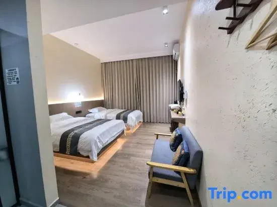 Yuanyang Terrace Hexia Zhenyue Sunrise View Boutique Homestay (Terrace Scenic Area)
