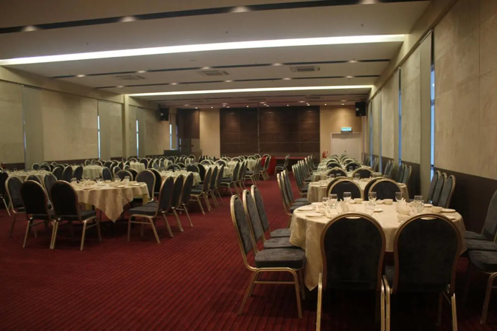 Fuller Hotel