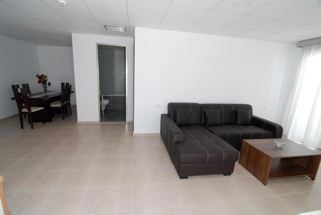 Royal Bay Suites