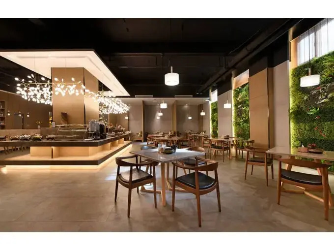 Luoyang Mehood Lestie Hotel Sport Center