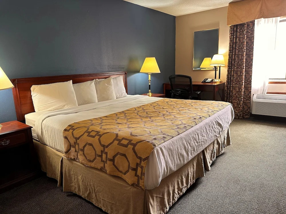 Baymont Inn & Suites Corydon