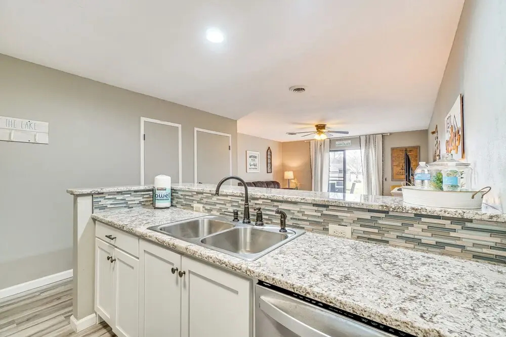 Pet-friendly Crossville Resort Condo: Golf & Swim!
