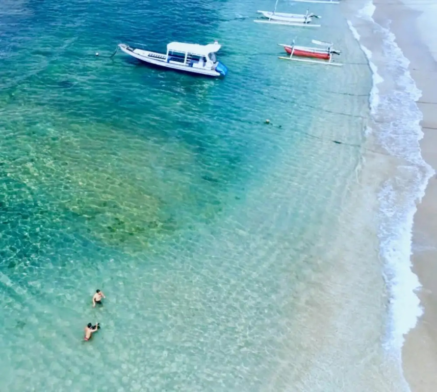 Secluded Beachfront Villa Manis, 5br, Candidasa